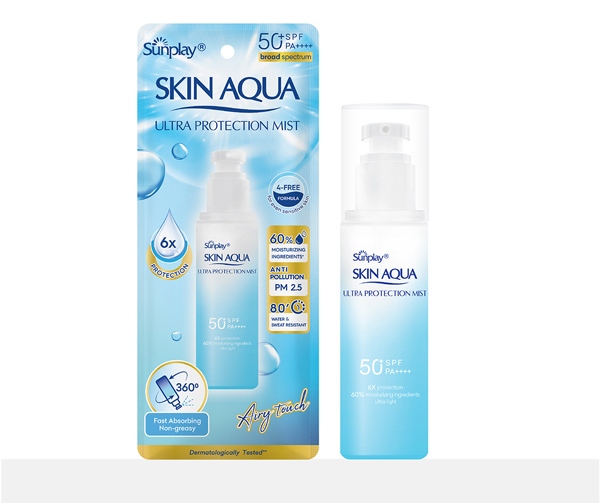 Chai xịt chống nắng Skin Aqua Ultra Protection Mist với chỉ số SPF 50+ và PA++++ bên cạnh bao bì sản phẩm.