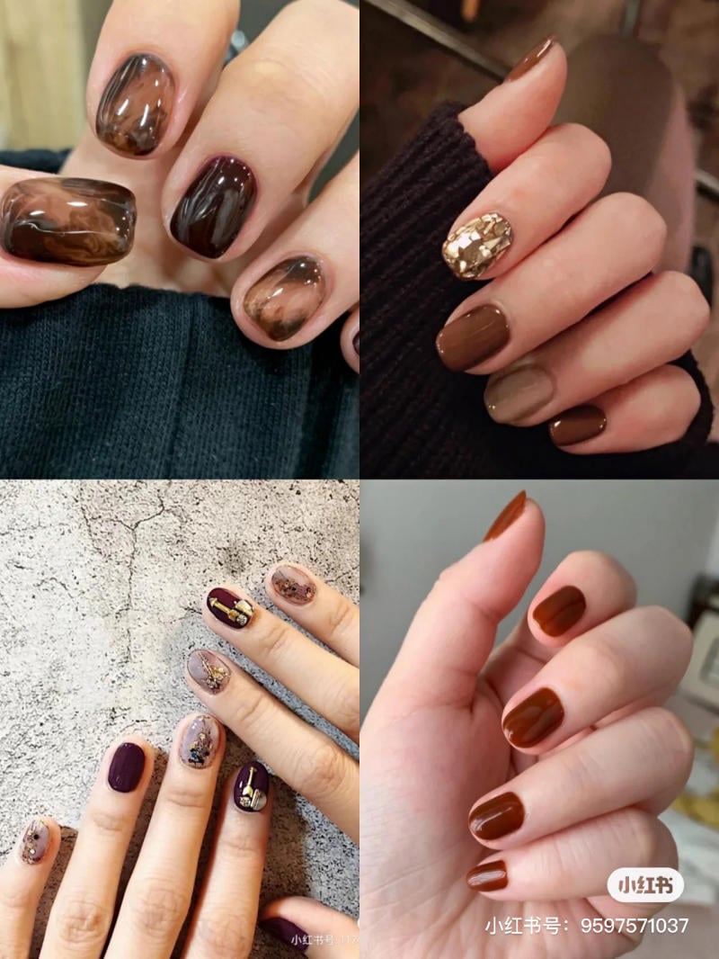 mau-nail-don-gian-cardina__13__788fbe6bd88d4d859c8c02c3b4903a81 Bốn mẫu móng tay với các kiểu sơn và trang trí khác nhau, từ màu nâu đậm đến họa tiết ánh vàng lấp lánh.