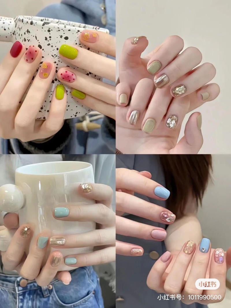 mau-nail-don-gian-cardina__154__43d5246076d741cc863129cedcad9fac Bốn kiểu móng tay được sơn và trang trí với các màu sắc và hoa văn khác nhau, tay đang cầm cốc.