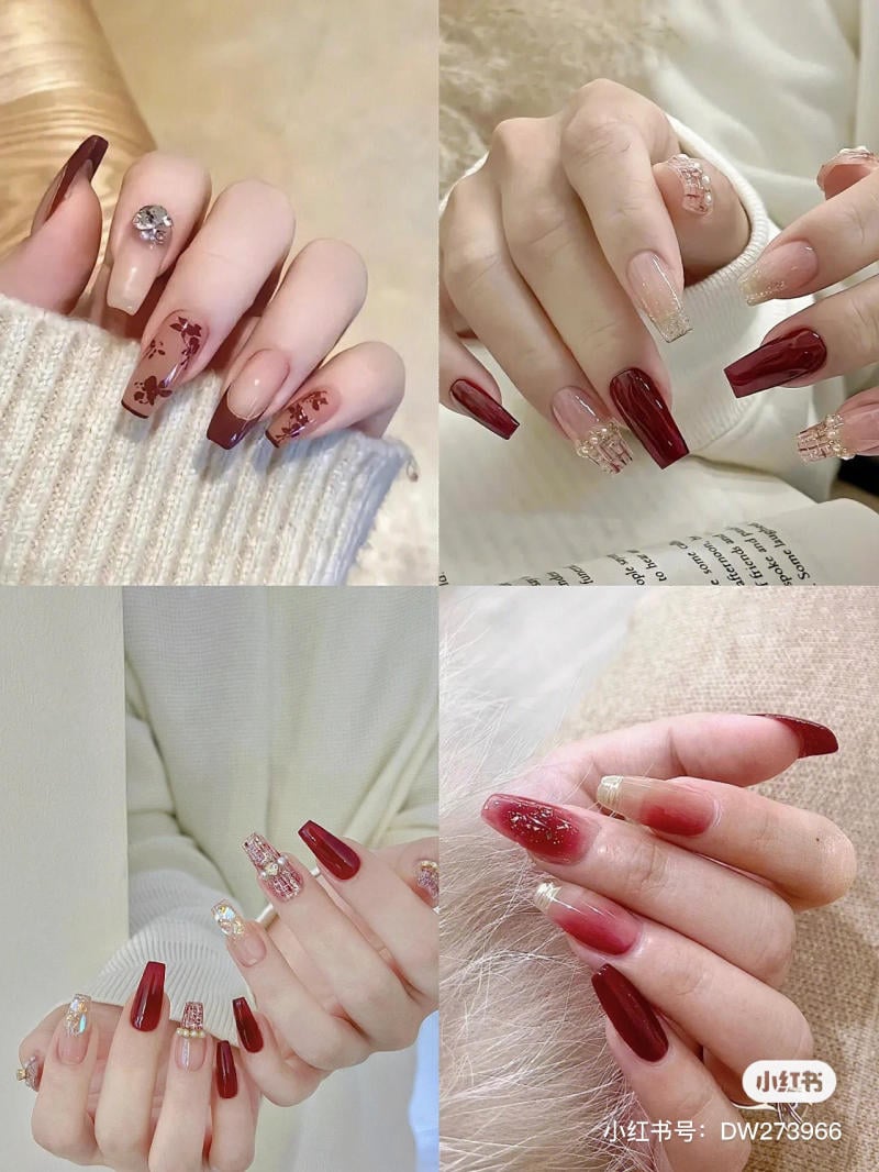 mau-nail-don-gian-cardina__50__6ddabb5c27514534b5988e1ca4262039 Bộ móng tay được trang trí với sơn màu đỏ và họa tiết lấp lánh, có kiểu dáng dài và vuông.