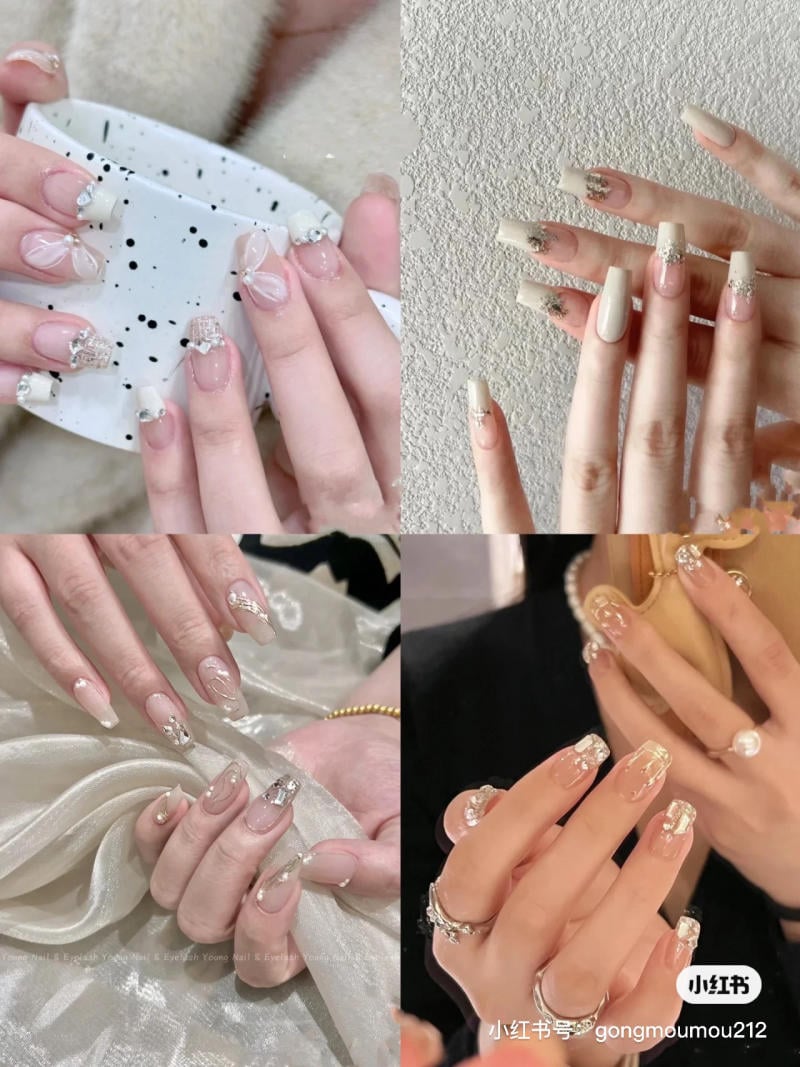 mau-nail-don-gian-cardina__85__38211925b26b4846a9c281d83d2df963 Bốn kiểu móng tay với các thiết kế trang trí khác nhau, từ đơn giản đến phức tạp, với màu sắc trung tính.