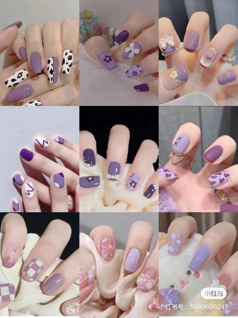 Bộ sưu tập móng tay màu tím với nhiều họa tiết khác nhau như hoa, nơ, và hình dạng độc đáo.