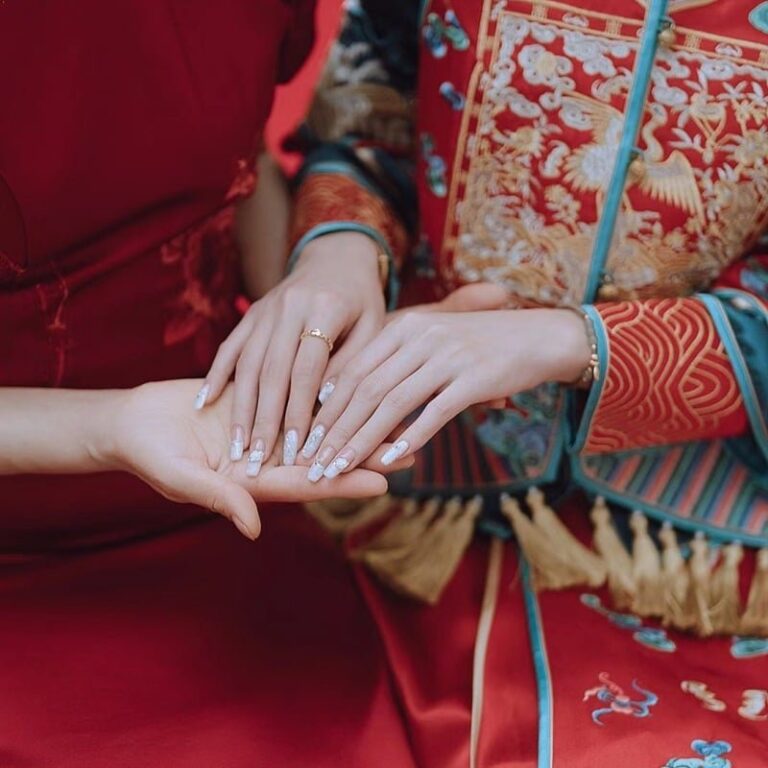 100+ Mẫu Nail Cô Dâu Đẹp Sang Trọng Cho Ngày Cưới Hoàn Hảo