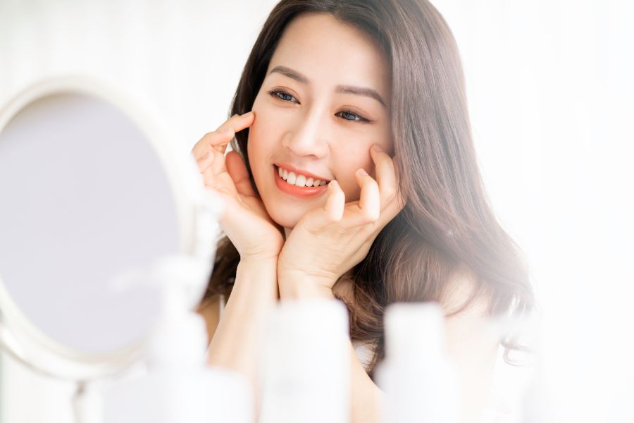 Kem nền và phấn nền có khác nhau không?