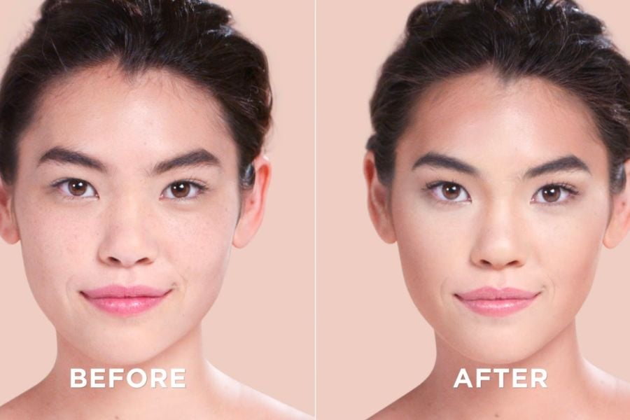 So sánh hai hình ảnh khuôn mặt trước và sau khi trang điểm, nền màu hồng nhạt.