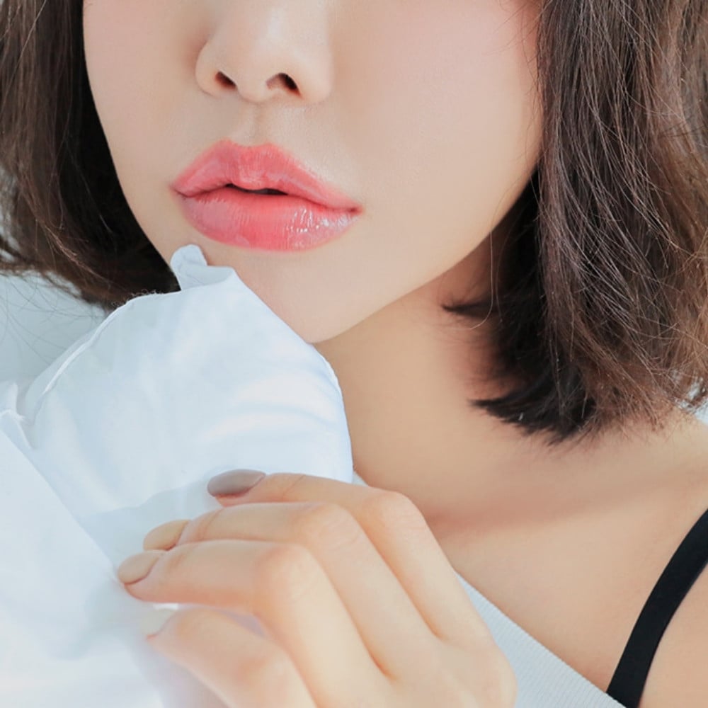 15.4 - thegioiskinfood.com - Son xăm có dưỡng ẩm