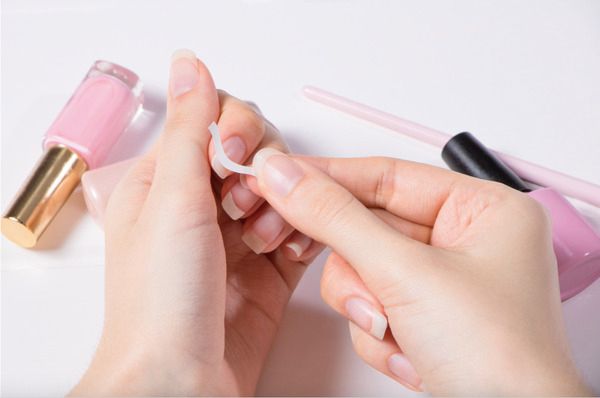 Biotin giúp tăng cường móng tay chắc khỏe