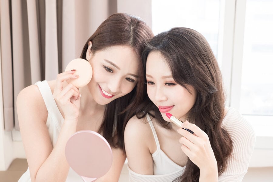 Dùng son làm má hồng có tốt không?