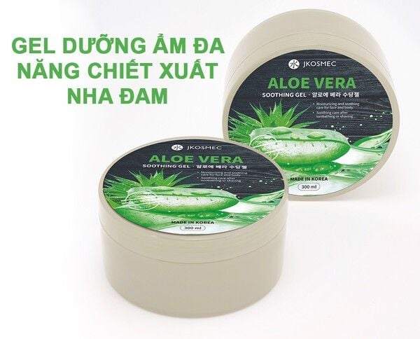 Hộp gel dưỡng ẩm chiết xuất nha đam, nhãn hiệu JKOSMEC, dung tích 300ml, nền trắng.